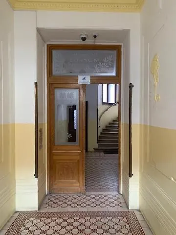 Edle Altbauwohnung Free Parking Garage Appartement *