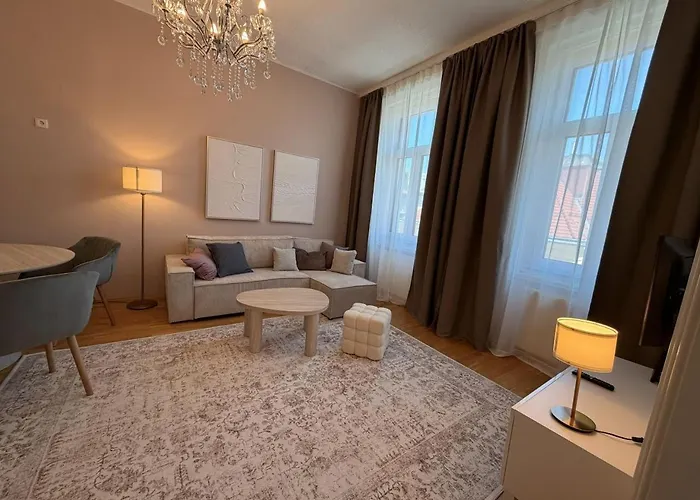 Appartement Edle Altbauwohnung Free Parking Garage