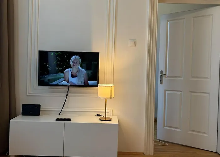 Appartement Edle Altbauwohnung Free Parking Garage *