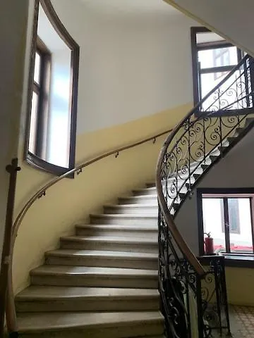 Edle Altbauwohnung Free Parking Garage *